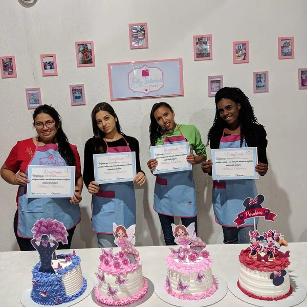 Foto da capa de Curso de Confeitaria Presencial - Ateliê Kelly Cakes